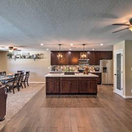Lake Havasu Home w/ Pool, Near London Bridge!