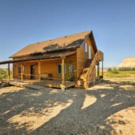 Cozy Henrieville Cabin: 18 Mi to Bryce Canyon NP!، فندق في Henrieville