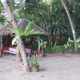 Felipa Beach and Guesthouse - Gumamela