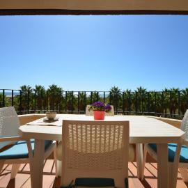 Apartamentos Solmares, hotel in Isla Canela