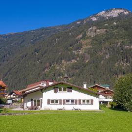 Ahorn Chalet