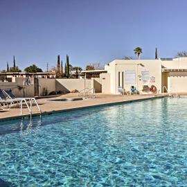 Green Valley Townhome w/ Patio & Resort Amenities, hotel v destinaci Green Valley