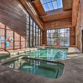 Ski-In/Ski-Out Brian Head Condo w/ Pool Access!