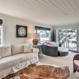 Waterfront Seaside Beach Home w/ Views & Hot Tub!