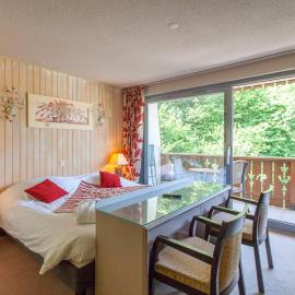 Hôtel Le Verseau, hotel i Brides-les-Bains