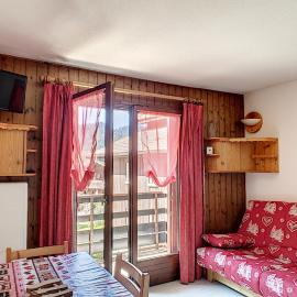 APPARTEMENT PROCHE MORZINE CENTRE ET REMONTEES MECANIQUES - Orée de Morzine 24A, hotel in Montriond