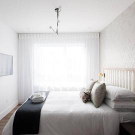Wonderful Studio in Little Italy with full bath by Den Stays