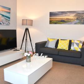 Newquay Escape, 5 spacious ensuite bedrooms & parking- Simplycheckin