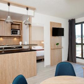 Residhome Lyon Gerland, hotel in Lyon