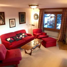 Apartments Chesa Guardaval, hotel u gradu Surlej