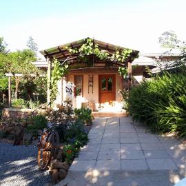 Country Lane Guesthouse, hotel a Howick
