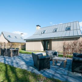 Holiday Home Oesterdam Resort-1 by Interhome, hotel in Tholen