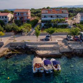Apartments Luci and Kety, hotel sa Lun