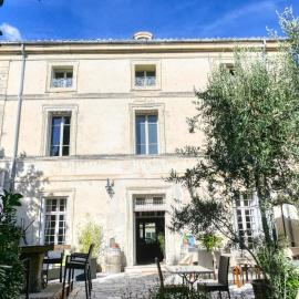 LA MAISON CIARA - Suites et chambres, ξενοδοχείο στην Οράνζ