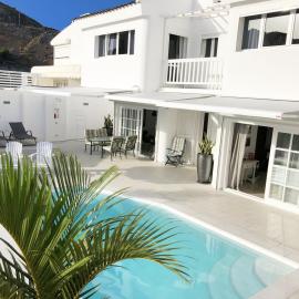 Sea view villa San Agustin vista Claveles, hotel in San Agustin