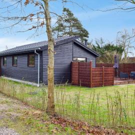 Beautiful Home In Børkop With Wifi