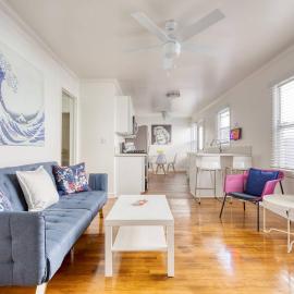 New Beach Jewel Bungalow, hotel in Long Beach