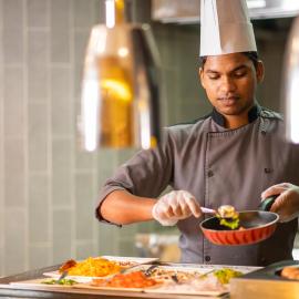 Holiday Inn Muscat AlSeeb by IHG, hotell i Muscat