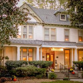 Magnolia House Inn, hotel in Hampton