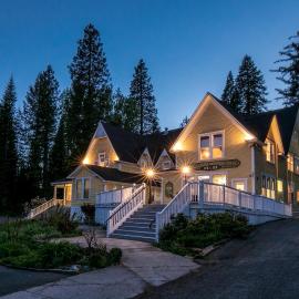 McCloud River Bed and Breakfast, hotel u gradu McCloud