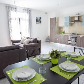 Seafront Room, hotel u gradu Msida