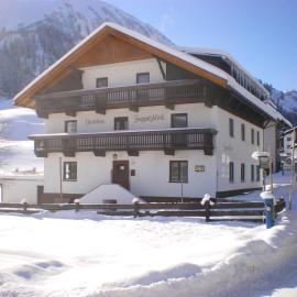 Gästehaus Zugspitzblick, ξενοδοχείο σε Berwang