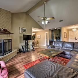 Pet-Friendly Missouri City Home w/ Fenced-In Yard!