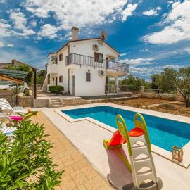 Holiday house Nena with pool