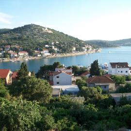 Apartments Luka, Hotel in Tisno