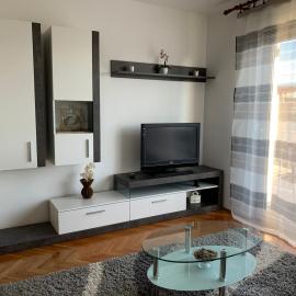 Apartman MADAPE, hotel in Sesvete