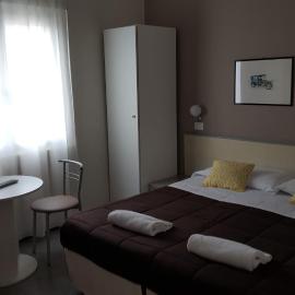 Hotel Arianna, hotel Iseóban