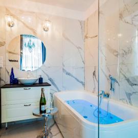 El Dorado Apartment z Jacuzzi