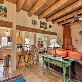 1 Mi to Santa Fe Plaza: Quiet Home w/ Patio, hotel a Santa Fe