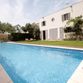 Casa Vacacional Dhalia، فندق في دوس إرماناس