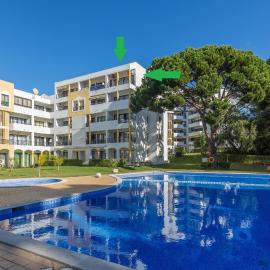 Modern Top Floor Apartment 60m2 - Balcony with Pool & Sea View - Vilamoura