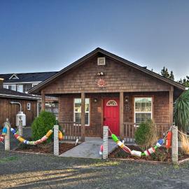 Coastal Retreat in Long Beach: Walk to Attractions, hotel in Long Beach