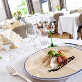 Logis Hôtel-Restaurant Perle Des Vosges, hotell i Muhlbach-sur-Munster