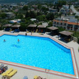 Telhinis Hotel & Apartments, hotel in Faliraki