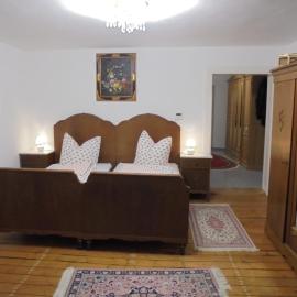Apartmenthaus Am Schlosspark, hotel in Schkopau