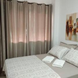 APARTAMENTO CIDADE VERDE 3 MT, hotel in Maringá