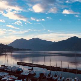 Mamma Ciccia - Lake front apartment, beach and swimming pool, hotel in Lierna