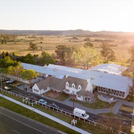 Camden Valley Inn, хотел в Камдън