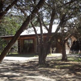 A Peace of Heaven Cabins and RV, hotel sa Vanderpool