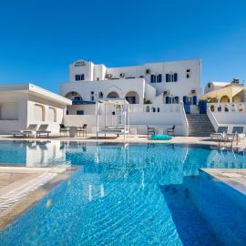Villa Kavallaris & Apartments, ξενοδοχείο στη Μεσαριά