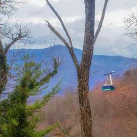 Four Bears Den, Free Attraction Tickets, Hot Tub, Arcade Game, Gatlinburg, WIFI!!!