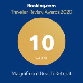 Magnificent Beach Retreat, hotel di Jindalee