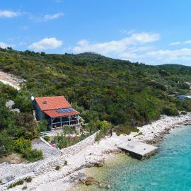 House Starfish, hotel v destinaci Pašman
