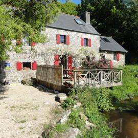 Chambres d'Hôtes du Moulin de Brendaouez – hotel w mieście Guissény