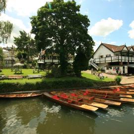 Bath Boating Station, hotel en Bath