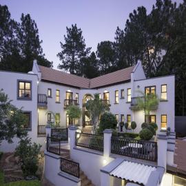 Bohemian Guesthouse - Pretoria, hotel u gradu Pretorija